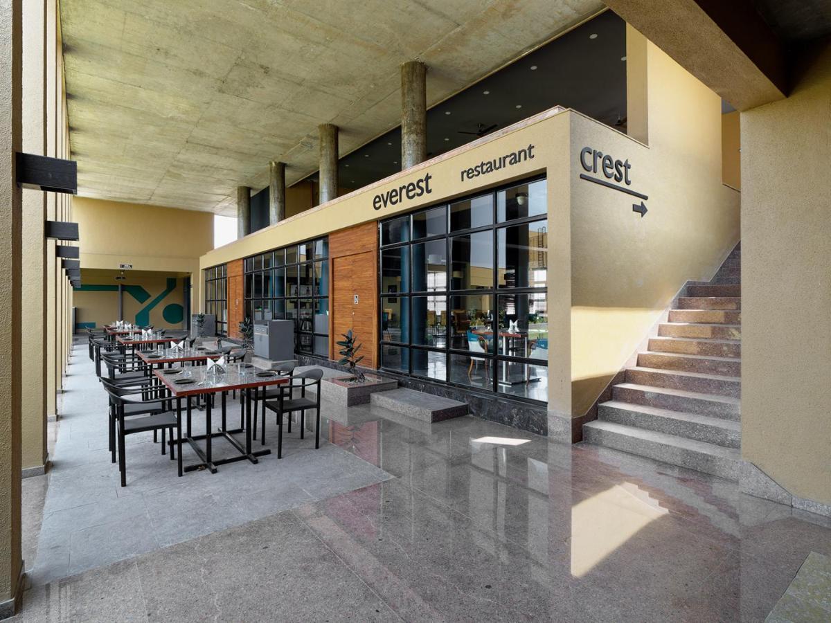 Hotel Mayur Express Sangamner ภายนอก รูปภาพ